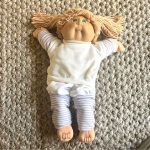 Cabbage Patch light haired doll Xavier Roberts 1982 good con…